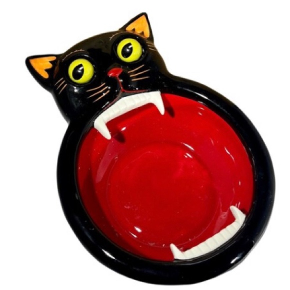 Black Cat Halloween Dish with Wobbly Eyes